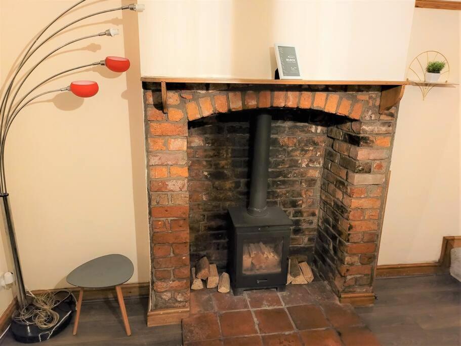 Nice 4-Bedroom Vacation Home With Indoor Fireplace Wellington  Zewnętrze zdjęcie